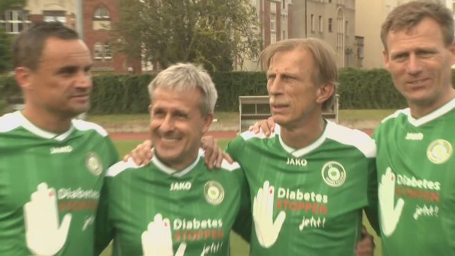 Christoph Daum und Pierre Littbarski gegen Diabetes